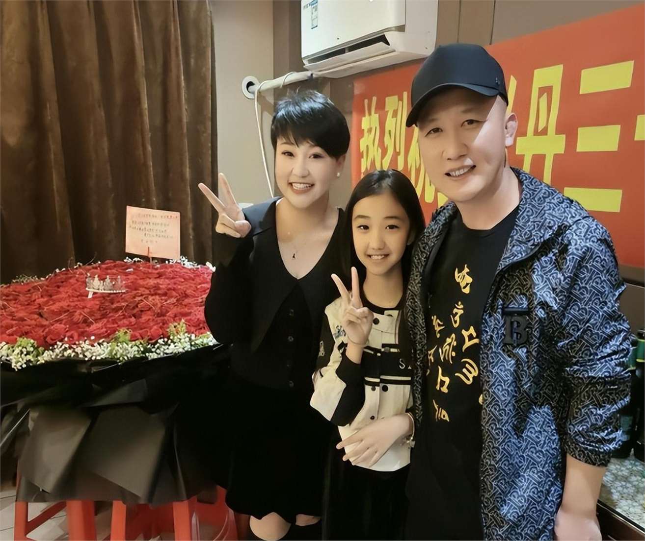 赵本山徒弟杨树林,带女儿苦等胖丫,妻子出狱两年后怎么样了?