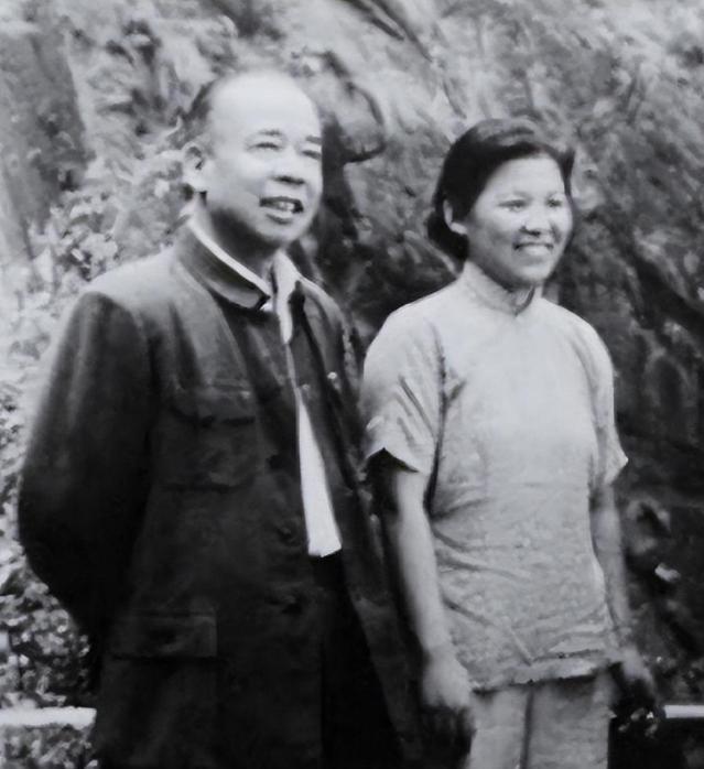 省委第一书记夫人水静,去厦门一趟,为何被叶飞上将说成"鲁肃"