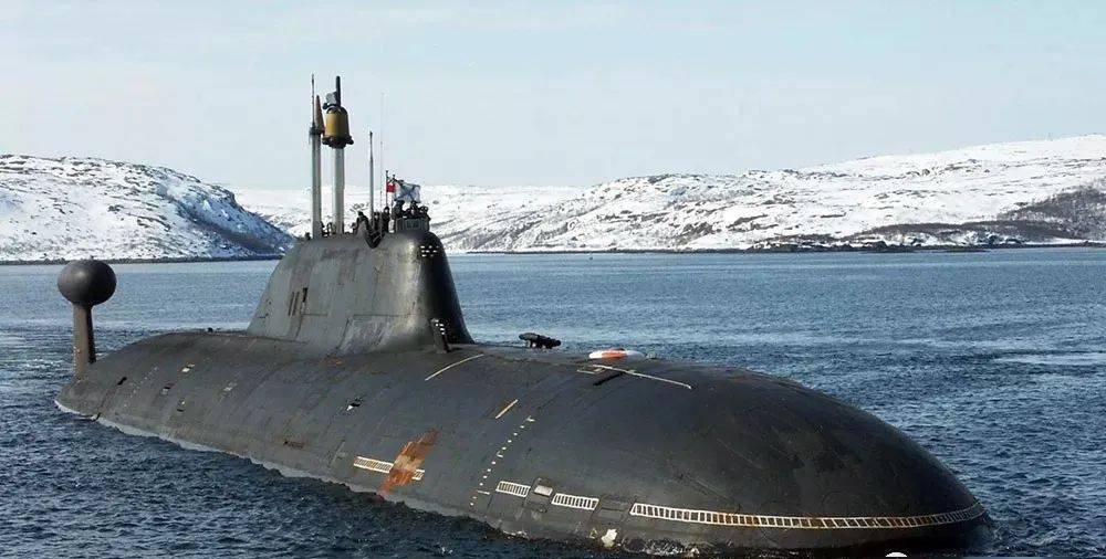 949型核潜艇,成世界体积最大,威力最强的巡航导弹核潜艇