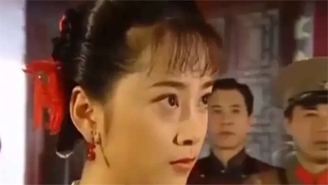 陆振华不懂珍惜了!《情深深雨蒙蒙》年轻时的傅文佩美貌绝了!