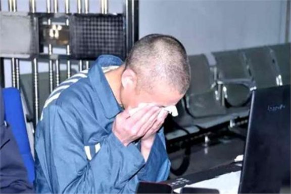 中国首例被执行注射死刑的女毒贩,她的一生可谓是经历坎坷