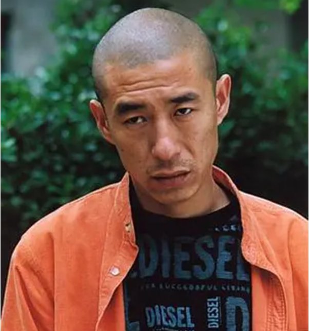 《征服》20年,刘华强小弟现状,金宝娶外国妻子,胡大海胖了