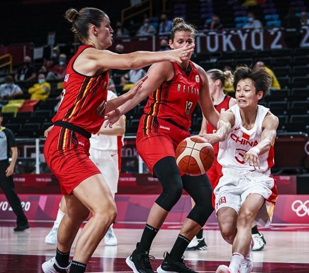 中国女篮5779比利时女篮!球员评分:1人满分,5人及格,6人崩盘
