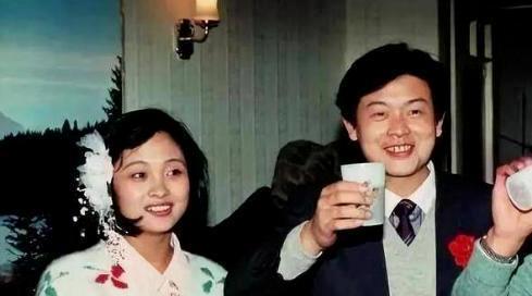 丈夫傅彪逝世17年了,56岁的张秋芳,如今过得怎样?