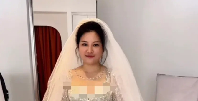 中德苏西:小雪婚礼画面曝光,苏西当小花童,大家纷纷送祝福!