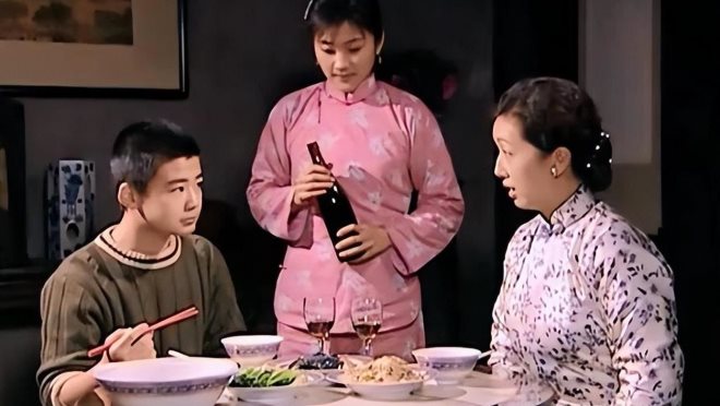 《大宅门》饰演二兰子的是郭宝昌爱人,她跟郭导的故事耐人寻味