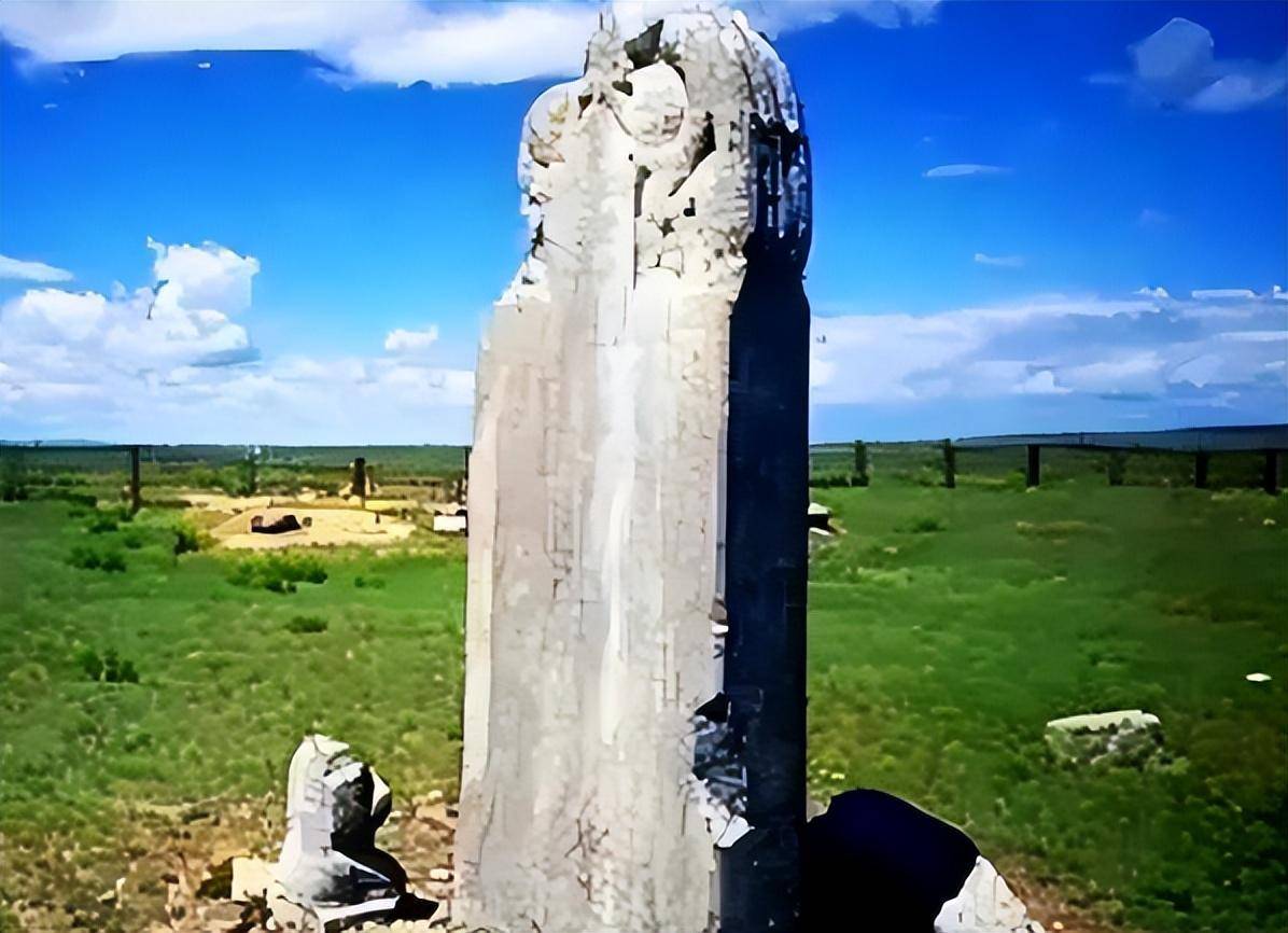 俄罗斯专家在库页岛挖出一块石碑,中国专家看后:丢尽了脸