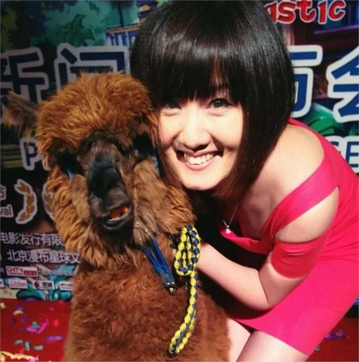 "童星"蒋小涵:嫁平凡丈夫,36岁高龄生子,爱情美满事业顺利
