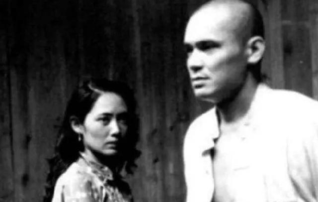 悍匪刘黑七:抢了72个女人当压寨夫人,死时连衣服都没来得及穿上