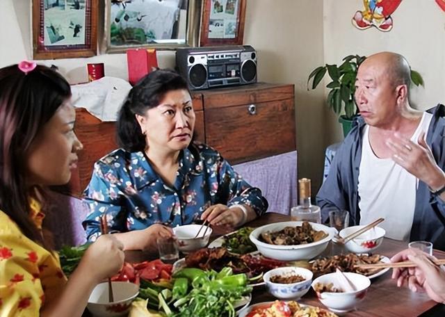 东北农村电视剧中的人物:改革勇士,坚韧女性,你真的了解他们吗