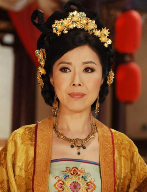 关菊英:嫁音乐才子演活角色,晚年开启第二春,与同性密友很相爱