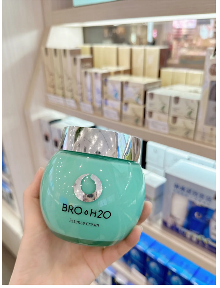 今年开店17家,金甲虫化妆品店凭什么受到消费者青睐?