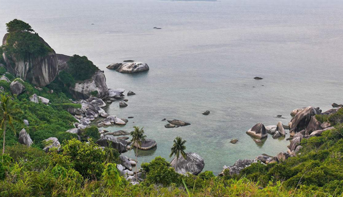 南海纳土纳群岛图片