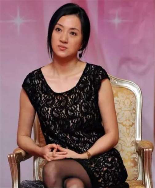 5登春晚到进入"精神病院",演员金玉婷现状,验证了郭德纲的话