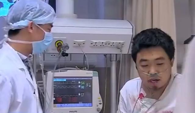 回顾:上海小伙尿毒症晚期,去世前死活不见爸爸,结局催人泪下