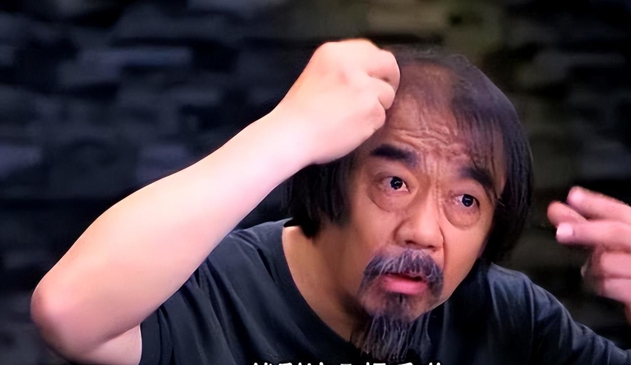 回顾演员尚铁龙:当18年工人小山羊胡谢顶,他才不是普通69岁老头