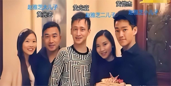 赵雅芝的三个儿子:长子47岁次子44岁,小儿子 37岁,皆令她自豪