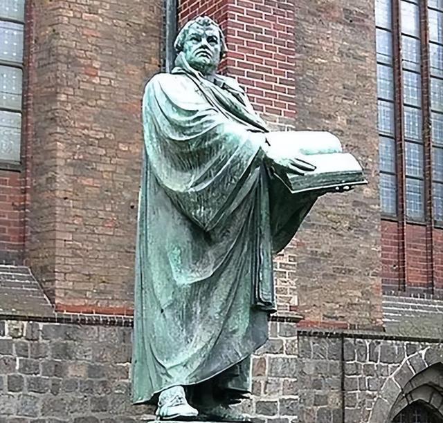 一人之死引起战争,约翰胡斯敢于抗争,激发捷克人民的反抗之心