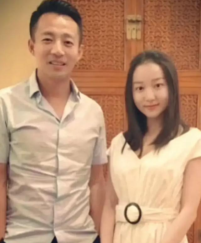 汪小菲妻子夏露与马龙妻子意外同框,美貌惊艳全场!