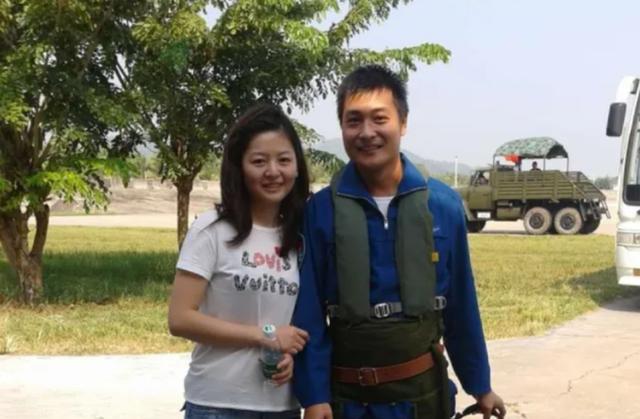 2016年,航母飞行员张超牺牲,曾经对妻子许下的诺言,却成为遗愿