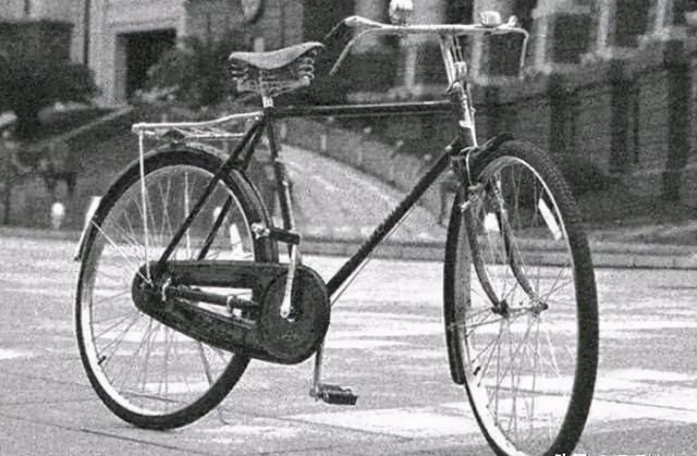 70年代"凤凰牌"自行车,一辆150元,放现在相当于多少钱?