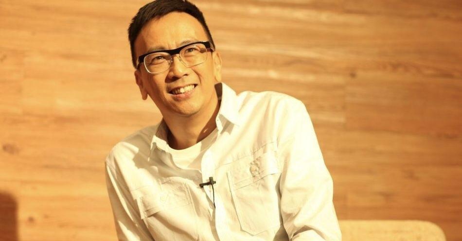 东京游乐盛夏!港星郑丹瑞69岁青春永驻,女儿男友神似黎明