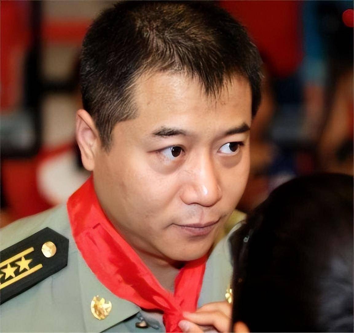 兵坛传奇王涛,军衔比刘国梁还高,57岁暴瘦,弟子也是奥运冠军