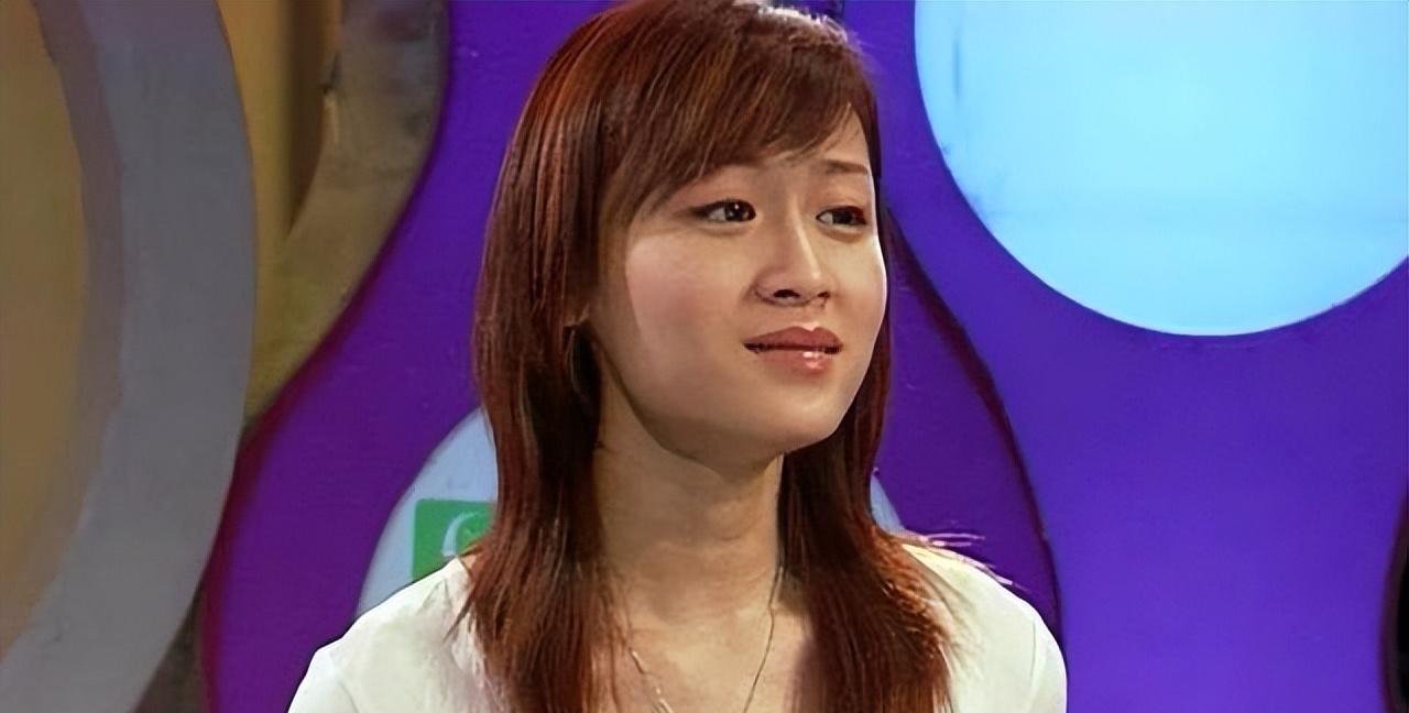 "超女"叶一茜:嫁给田亮,结婚15年儿女双全,幸福的婚姻生活