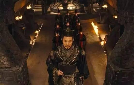 秦国连续出现六代明君,奠定一统天下的根基,六国都是昏君吗?