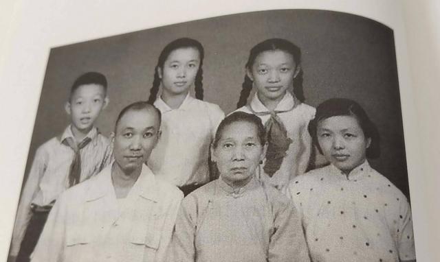 1968年王桂荃在草棚病逝,一生养出3位院士,临终却无子女在旁