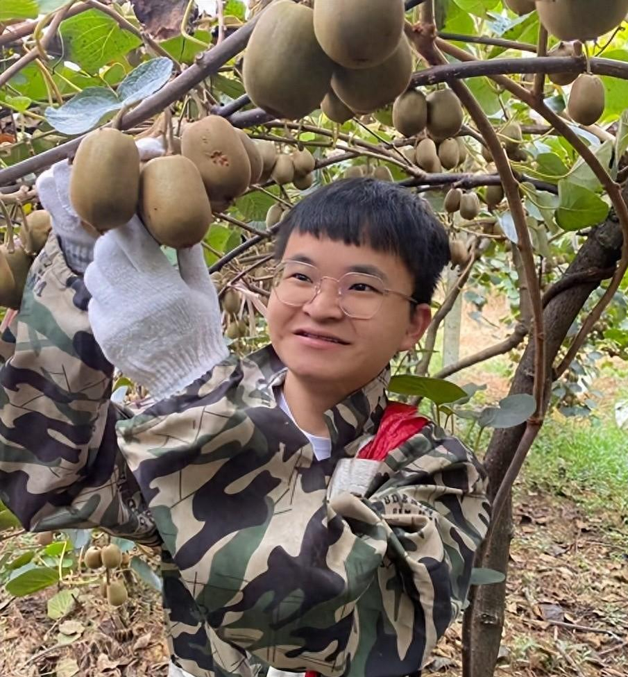 林浩救人图片