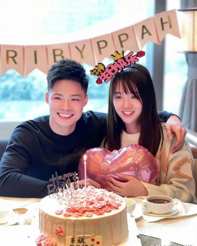 苏炳添妻子惊艳全场