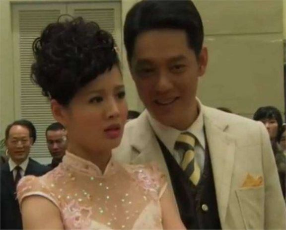同样是傅程鹏的基因,前妻儿子和后妻儿子一对比,差别一目了然