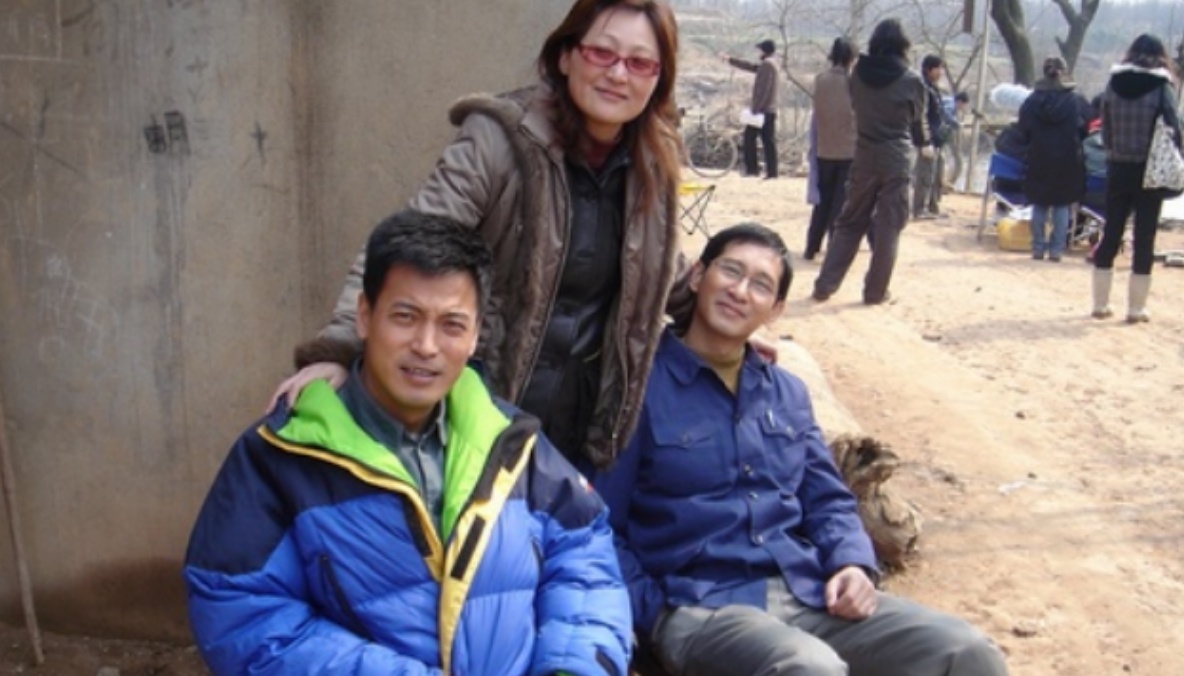 王海地:是蒋勤勤的前男友,娶圈外妻子生一子,儿子是他的骄傲