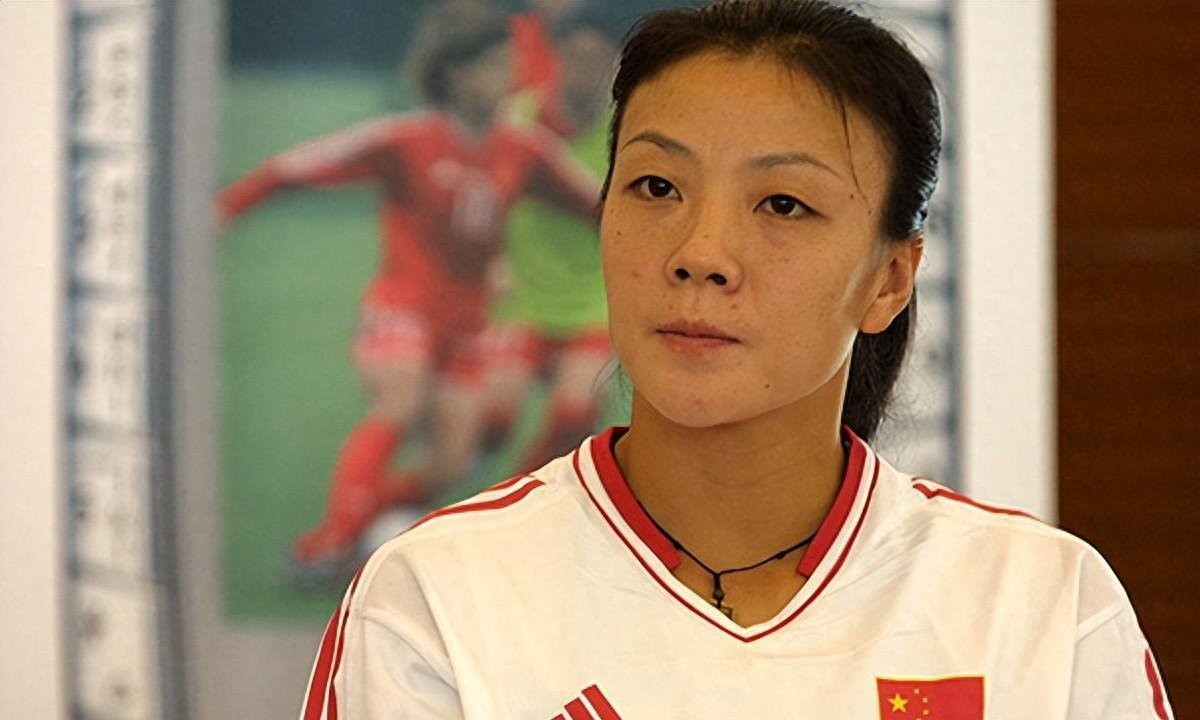 18年,前女足国脚张欧影在美国去世:临终前老公为她穿上了7号球衣