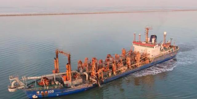 起初4吨黄金买二手船,如今禁止出口,详解国产造岛神器天鲲号