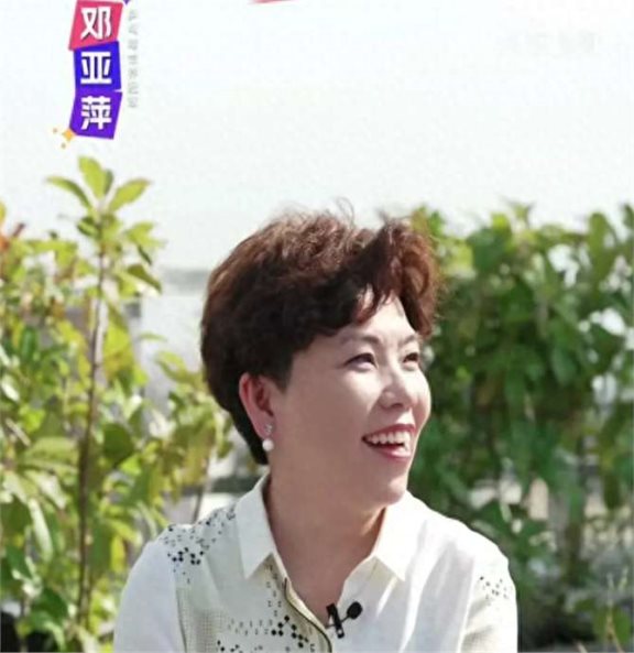 邓亚萍:没打赢小山智丽实属遗憾!董宇辉随后的话让她解开心结