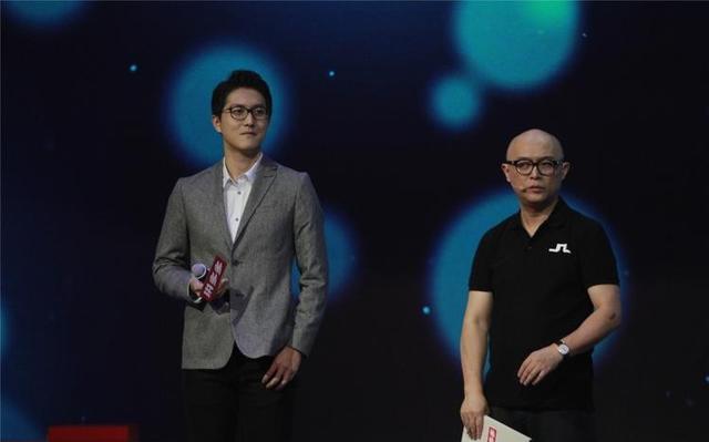 2010年非诚勿扰:胖女孩牵手成功狂亲孟非,4年过后逆袭成女神