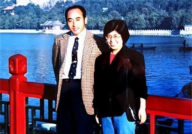 2013年庄则栋追思会:两任妻子到场,陈鲁豫悼念,曾想要安乐死