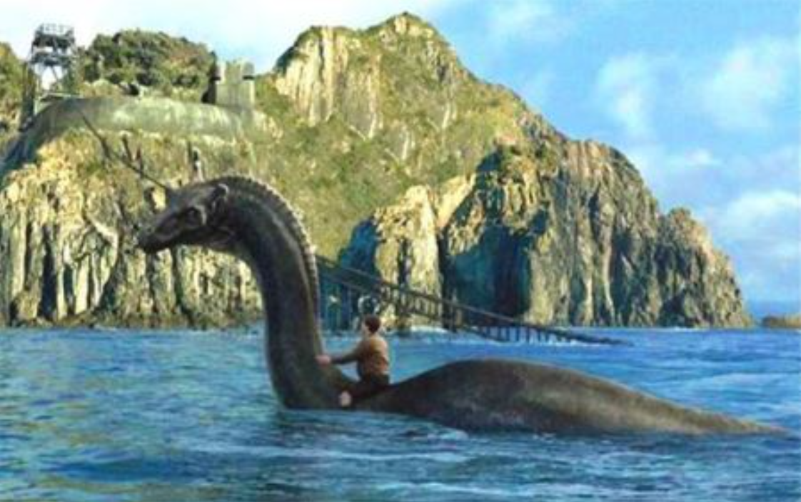 故事:青海湖水怪现身?科考队冒险深入湖底,探索神秘的传说