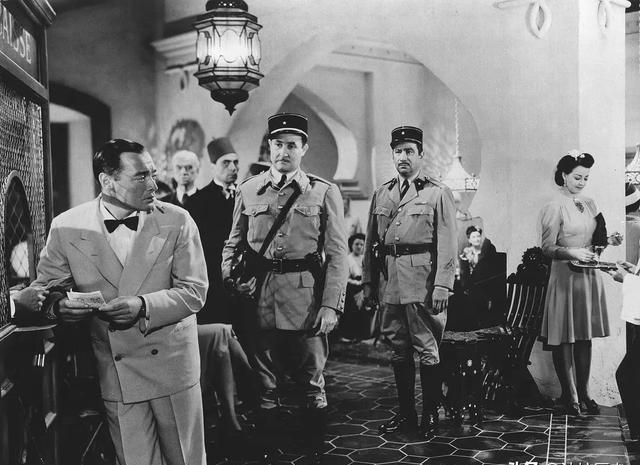 电影《卡萨布兰卡》镜头语言浅析