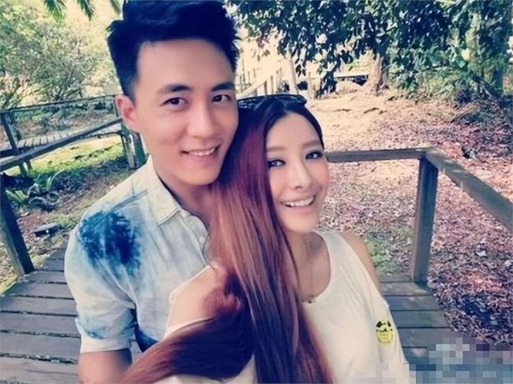 杜志国现任妻子图片