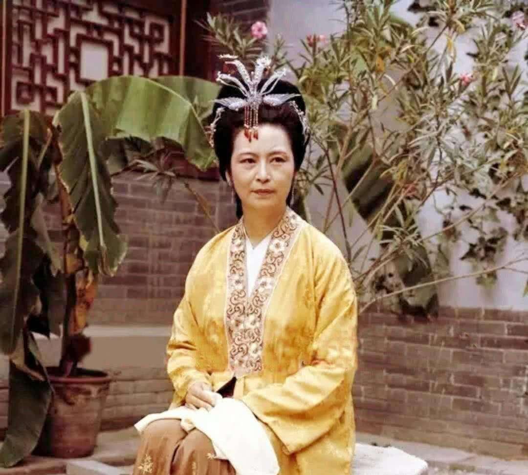 贾宝玉玩王夫人图片