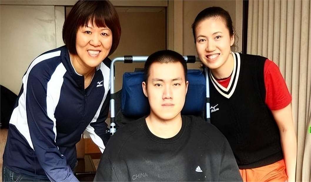 回顾:中国女排周苏红,再婚后不忘照顾患病前夫,你就是我的亲弟