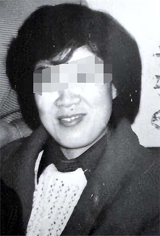 湖南"美女贪官"蒋艳萍:敛财高达一千万,为逃死刑狱中怀孕