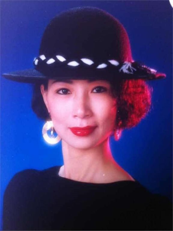 仲小萍:曾嫁歌手火风,后因家庭隐退,是整个音乐界的损失