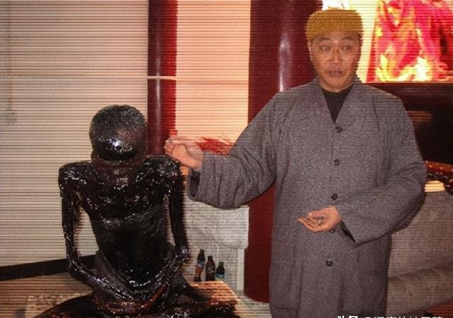 河北一高僧,尸体圆寂后千年不腐,专家用x光扫射发现:大脑还在