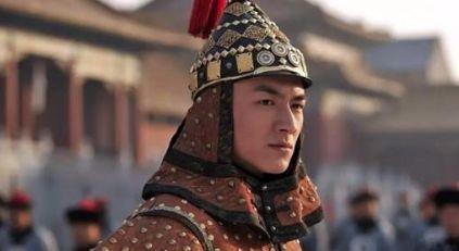 宁远大将军岳钟琪,被雍正判斩监候,乾隆称他为"三朝武臣巨擘"