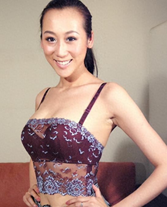 结婚之后五年生四胎的蒋丽莎现状如何了