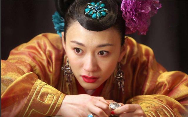 元朝结局最惨的皇后:统治蒙古3年后,被剥光衣服扔进了河中淹死